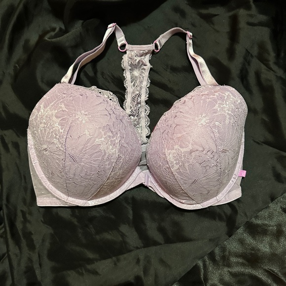 Victoria’s Secret Push Up - Picture 1 of 3